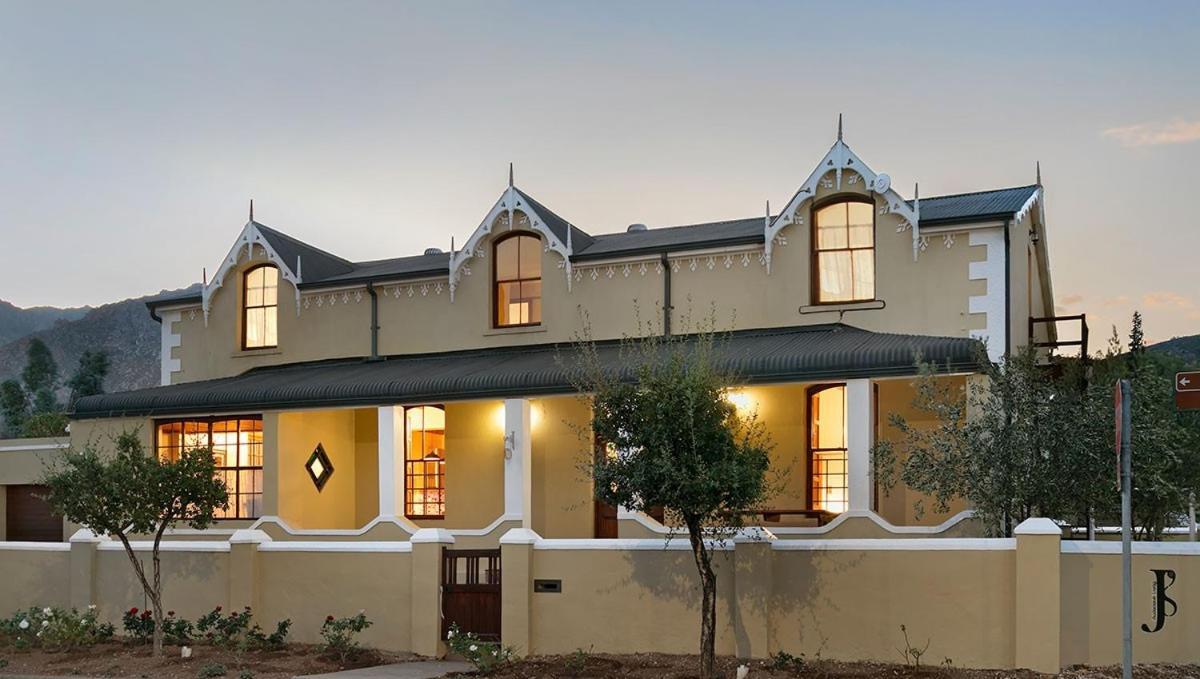 J'S Audacious Living Montagu Self Catering Appartement Buitenkant foto
