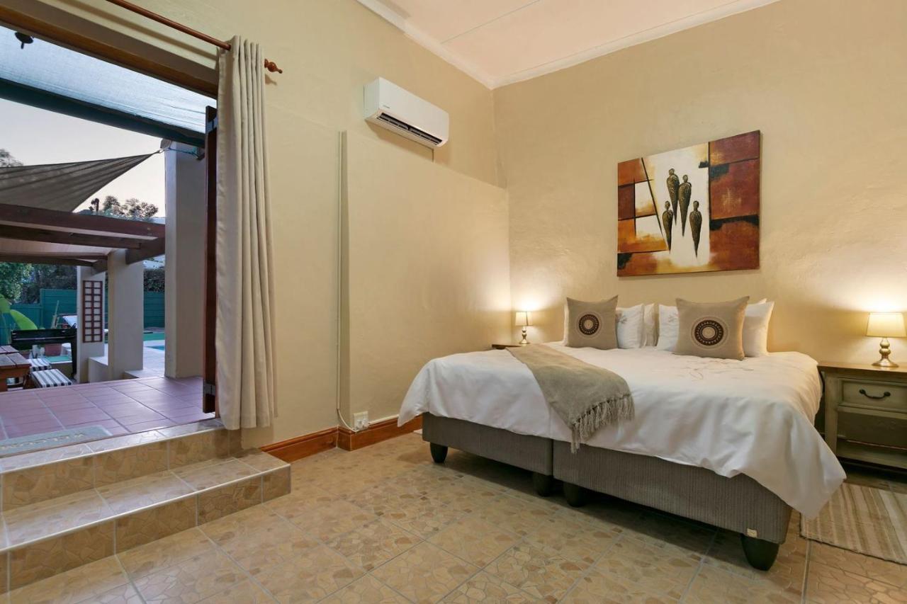 J'S Audacious Living Montagu Self Catering Appartement Buitenkant foto